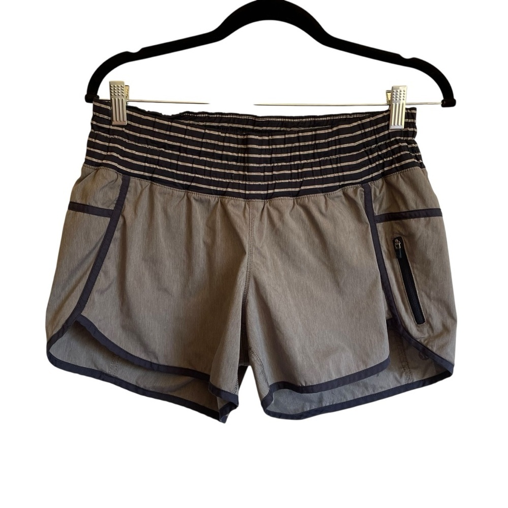 lululemon athletica Run Tracker
Short 4-way Sz 6 Slate Grey
Inkwell‎ Stripe Blue - Picture 3 of 10